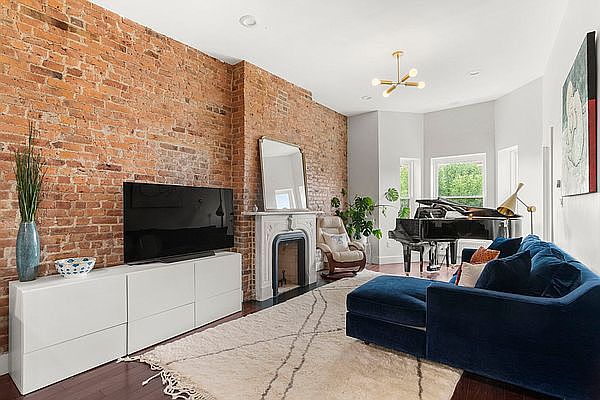 1st image of 434 Prospect Pl APT 3