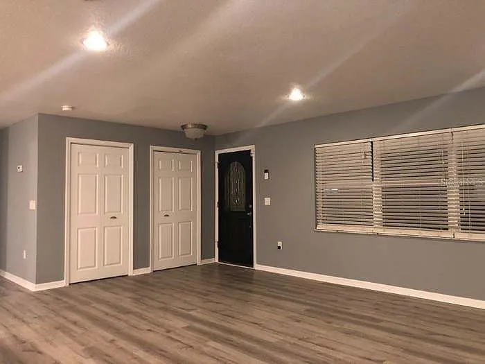 3 bed, 1589 sqft, $1,995 — Photo 2