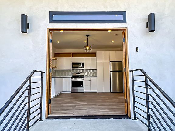 3rd image of 4818 Bamford Pl
