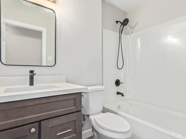 7525 W Lake Erie Dr — Photo 10