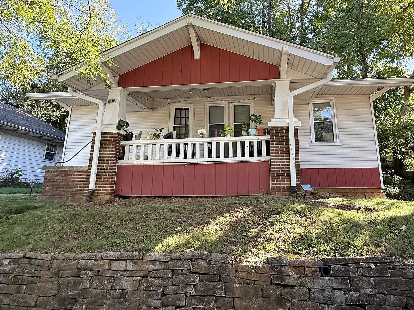 2 Bedroom House (Can occupy 3 unrelated Adults) $1,700. Available August 2027 — Photo 2