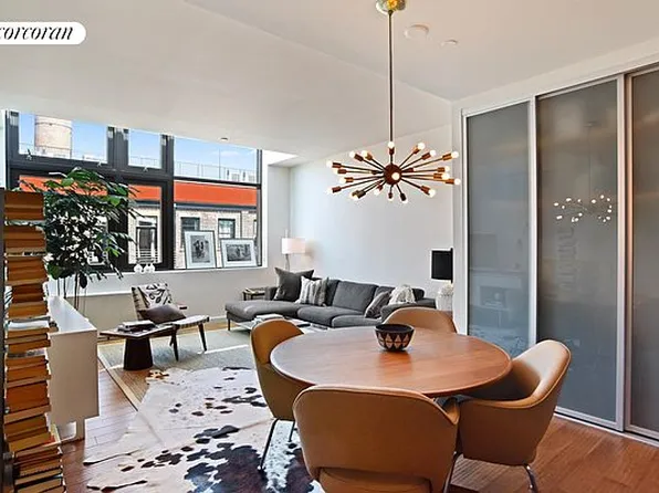 70 Berry St APT 6D, Brooklyn, NY 11249