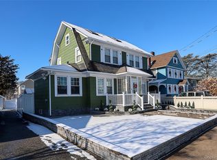 267 N Wellwood Avenue, Lindenhurst, NY 11757