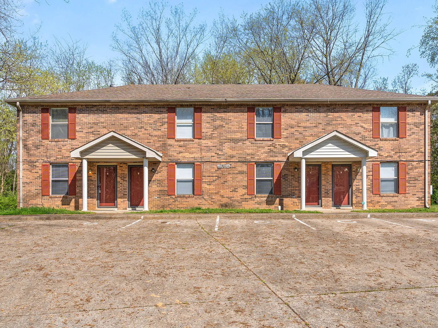 2 bed, 1.5 bath, 942 sqft, $999 — Photo 1