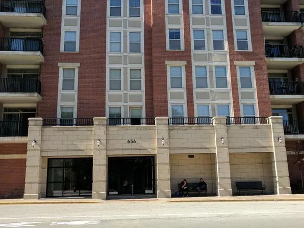 656 Pearson St Unit 504C, Des Plaines, IL 60016