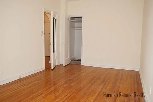 Rented by Norman Raindel, LREB | media 9