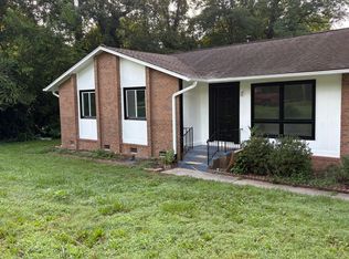 2102 Briarcliff Dr, High Point, NC 27265