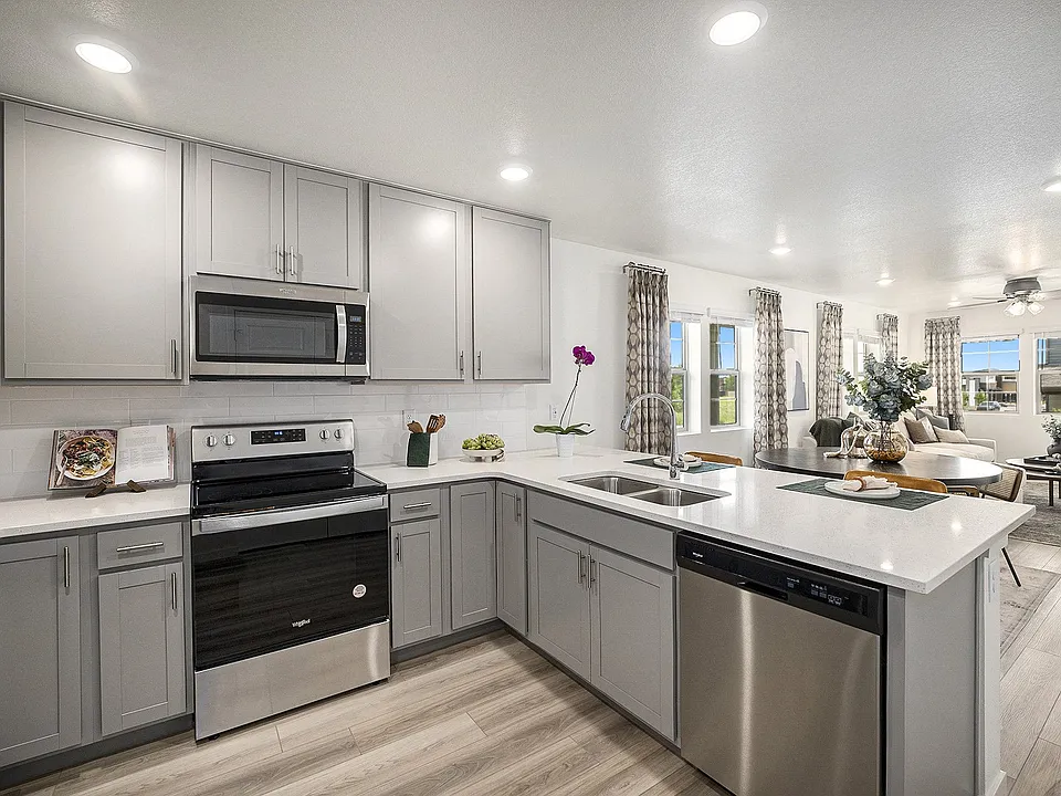 High Efficiency Stainless Steel Appliances