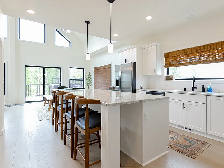 126 Brooklyn Cir — Photo 45