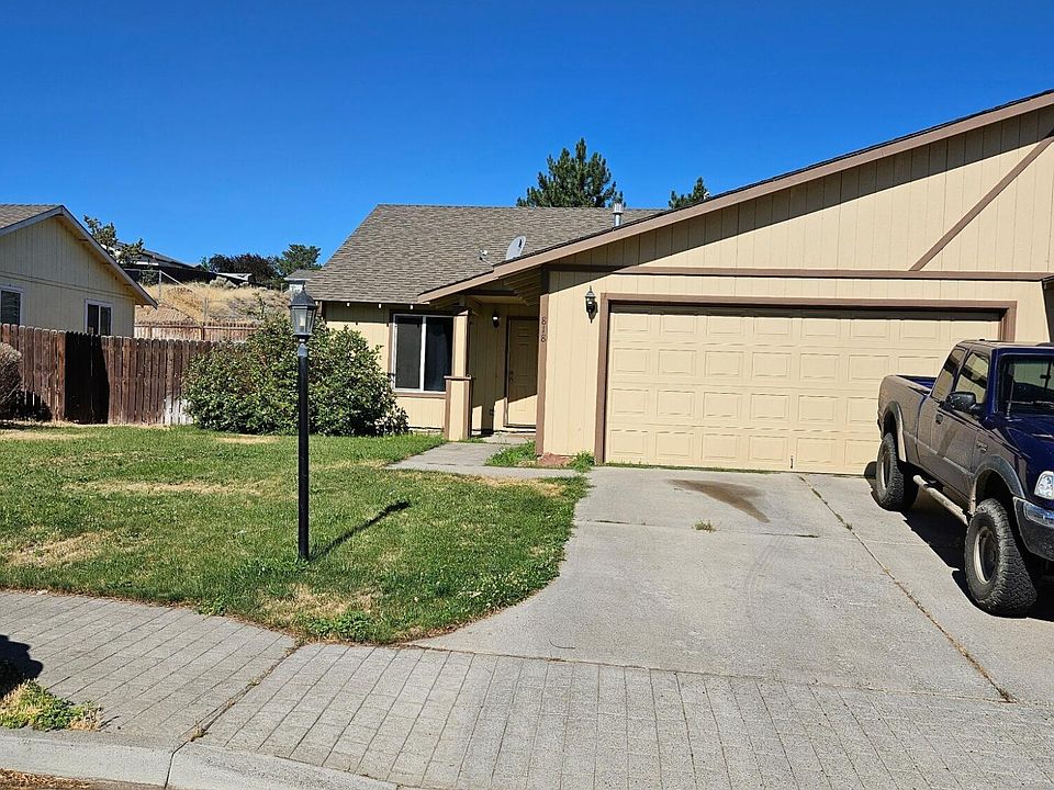 1st image of 818 SE Kierra Pl