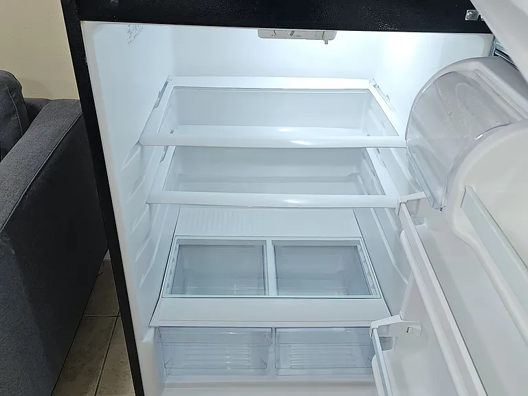 Top freezer and bottom refrigerator