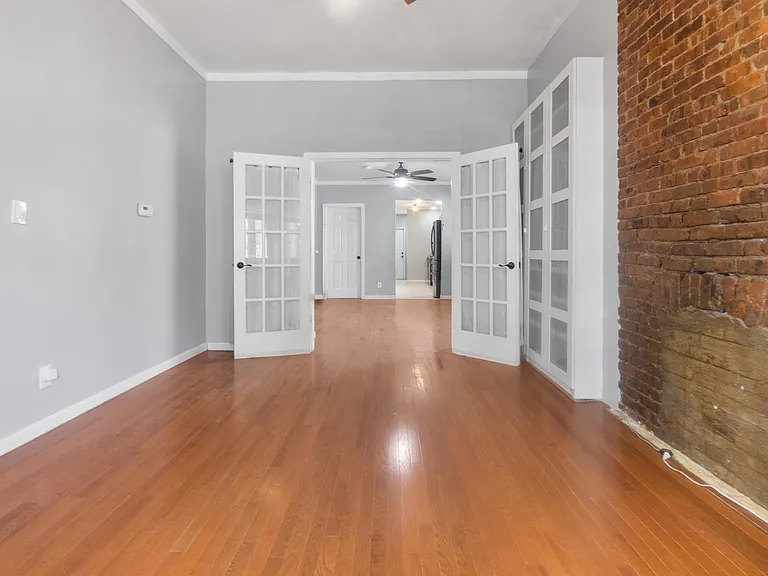 271 Cator Ave #1 — Photo 16