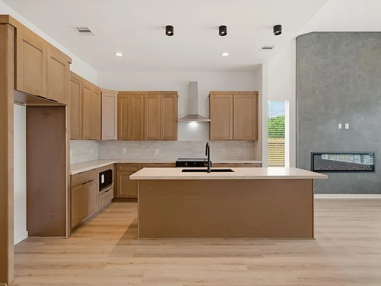 8205 Calhoun Rd #A — Photo 6