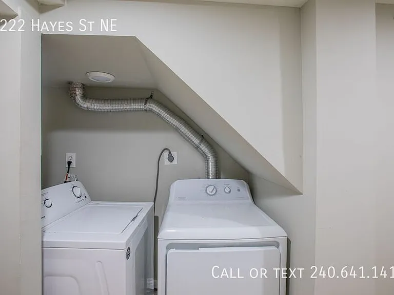 5222 Hayes St NE — Photo 6