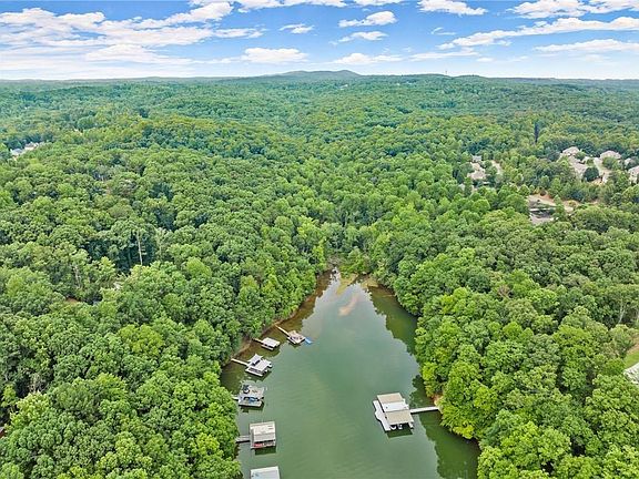 2nd image of 6245 Julian Rd