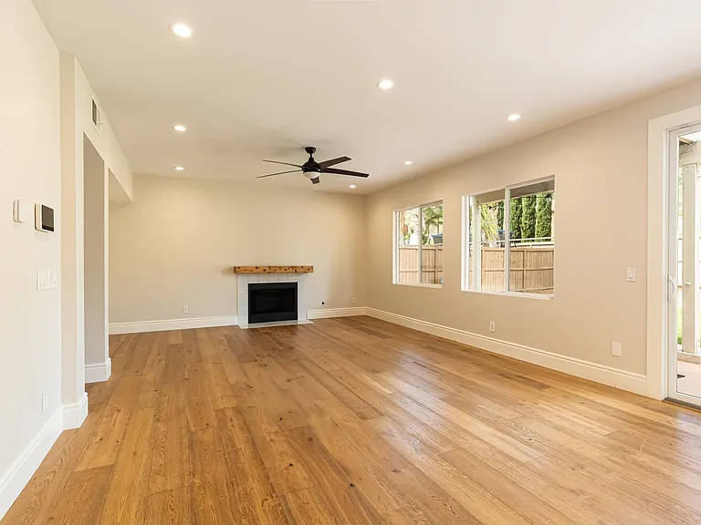 545 Toota Ct — Photo 8