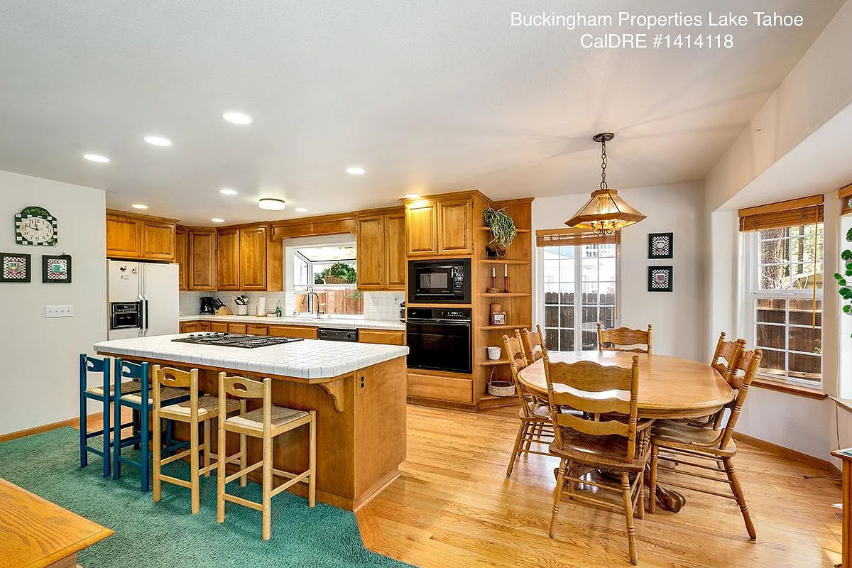 Building Photo - 1331 Pine Valley Rd