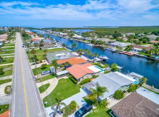 4107 Floramar Ter, New Port Richey, FL 34652