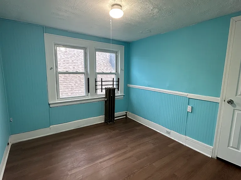 138 N 15th St #3 — Photo 9
