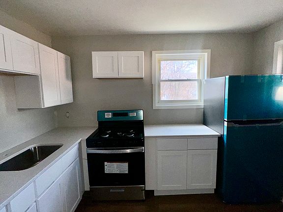 2nd image of 227 Fairfield St #1-B