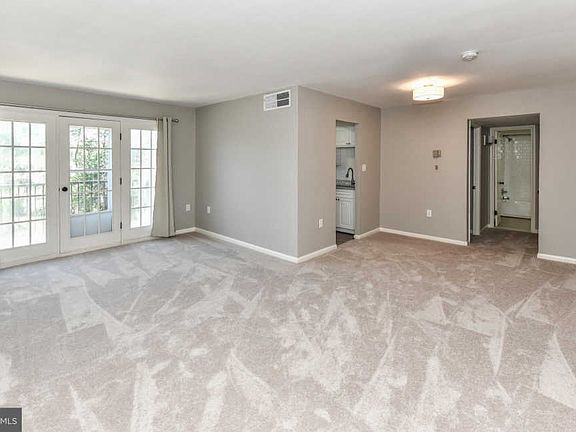 5th image of 9485 Fairfax Blvd APT 301