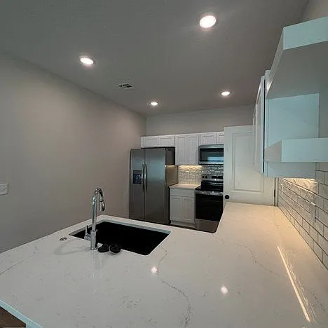 3828 S Bluelake St — Photo 3