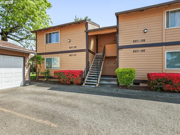 621 SE 121st Ave APT 32, Vancouver, WA 98683