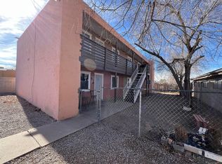 537 Dallas St SE, Albuquerque, NM 87108