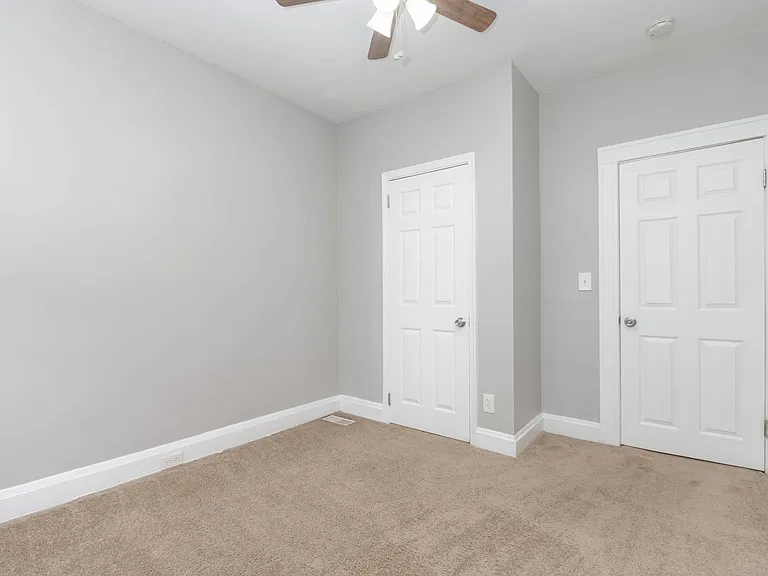 2811 Mayfield Ave — Photo 16
