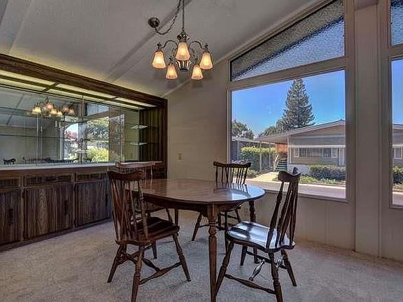 5th image of 3 Quail Hollow Dr