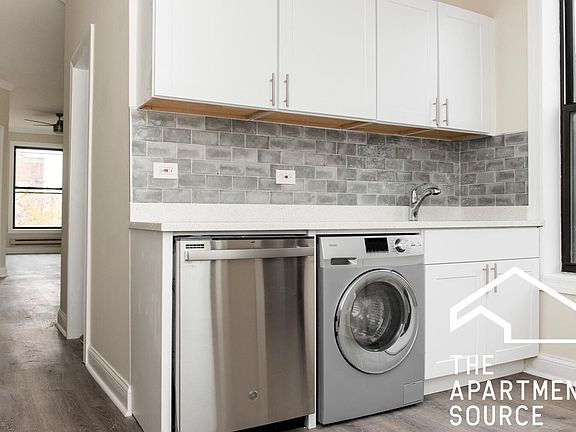 2nd image of 2909 N Mildred Ave #3