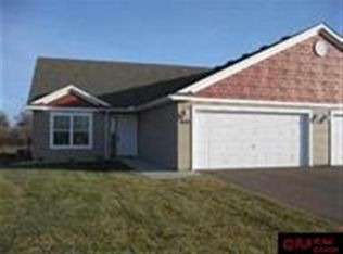 657 Tomahawk Ct, Madison Lake, MN 56063
