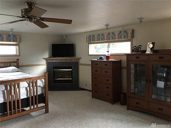 2nd image of 6113 83rd St SW