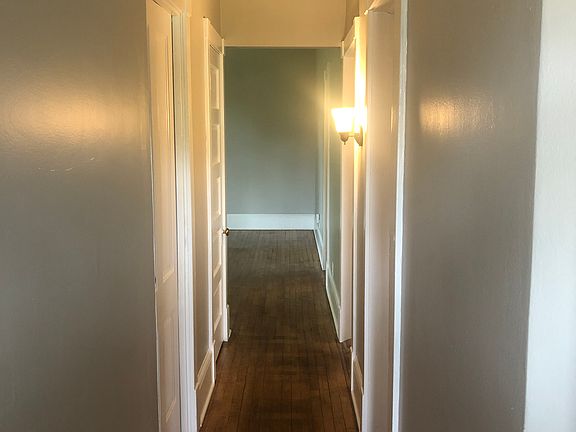 4th image of 324 E Deer Pl #1