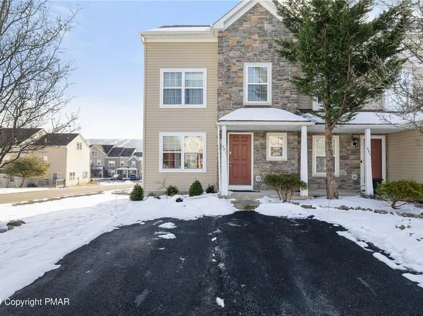 58 Lower Ridge View Cir, East Stroudsburg, PA 18302