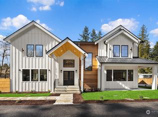 3417 NE 7th St, Renton, WA 98056