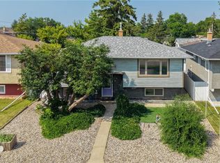 6524 Dewdney Ave, Regina, SK S4T1E5