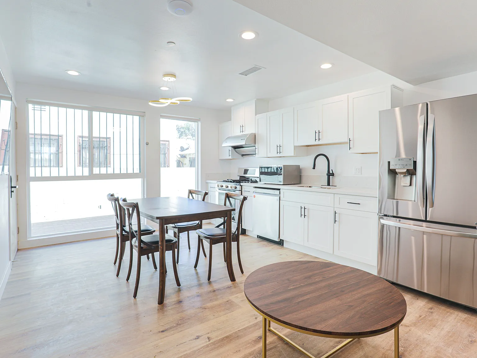 1534 W 35th St — Photo 3