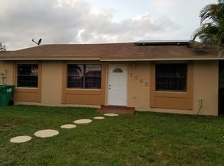 7065 SW 152nd Ct, Miami, FL 33193
