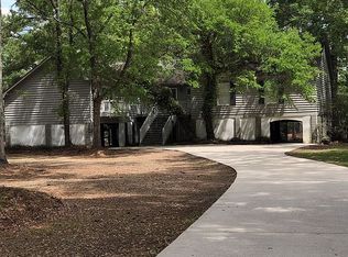 1319 Riverside Dr, Conway, SC 29526