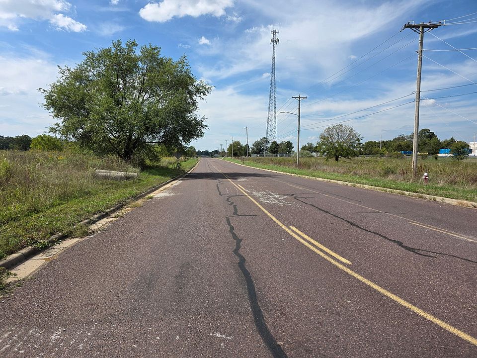 2nd image of 000 Farm Road 2020