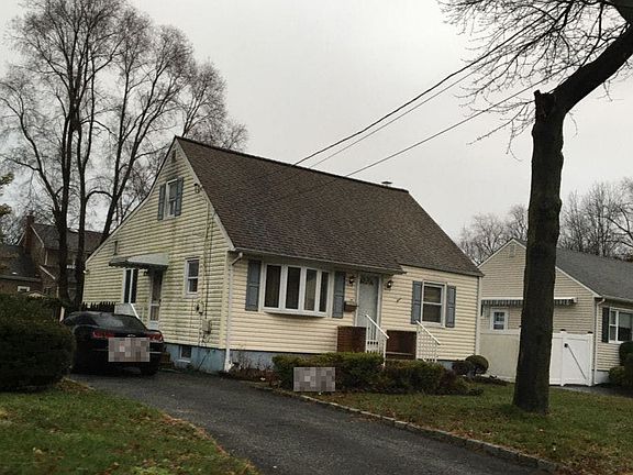 3rd image of 139 Oakmoor Ave