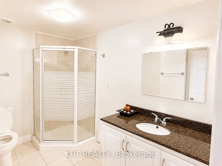 14 Hazelton Ave #BASEMENT — Photo 10