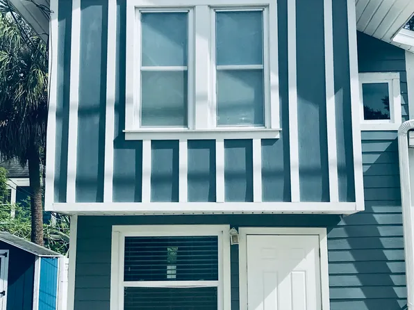 940 Locust St NE #2, Saint Petersburg, FL 33701