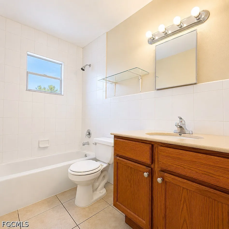 2 bed, 1.0 bath, 612 sqft, $945 — Photo 3