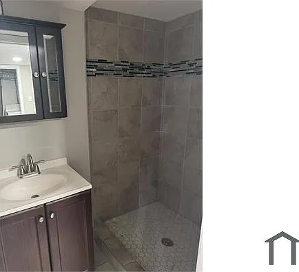 2 bed, $1,400 — Photo 4