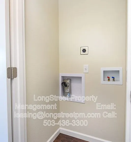 1960 NW Taylor Ave #101 — Photo 25