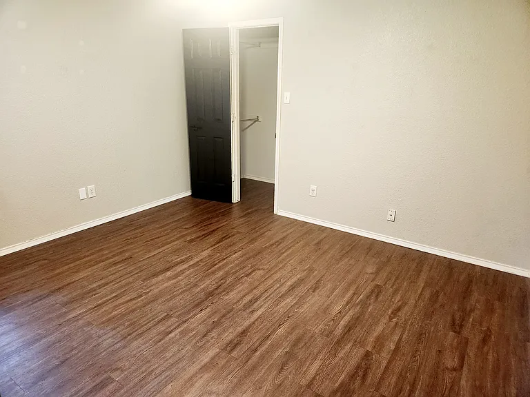 8030 Mourning Dove Dr — Photo 8