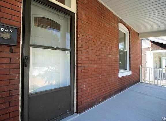 2nd image of 2742 Limit Ave