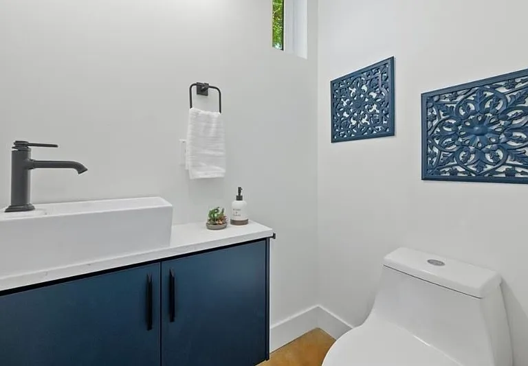 1st floor bathroom